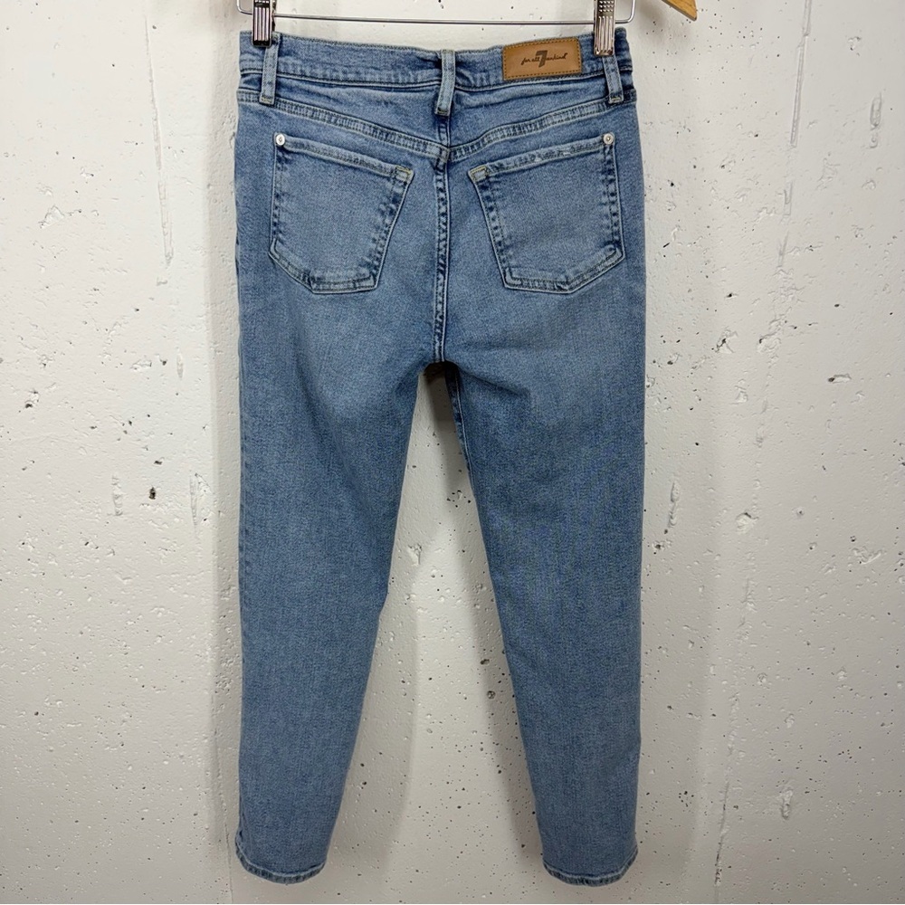 7 for All Mankind Size 25 Luxe Vintage Josefina Slimmed Down Boyfriend Jeans - Picture 5 of 13